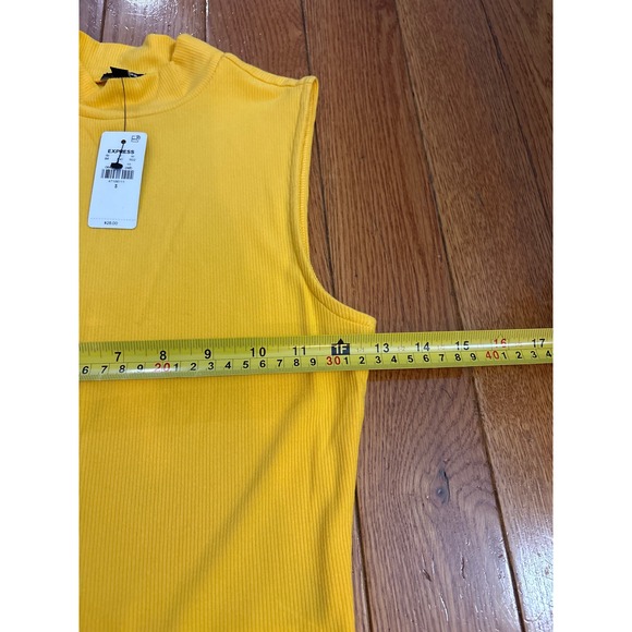 Express Mustard Yellow Ribbed Mock Neck Sleeveless Fitted Top S NEW - Picture 4 of 5
